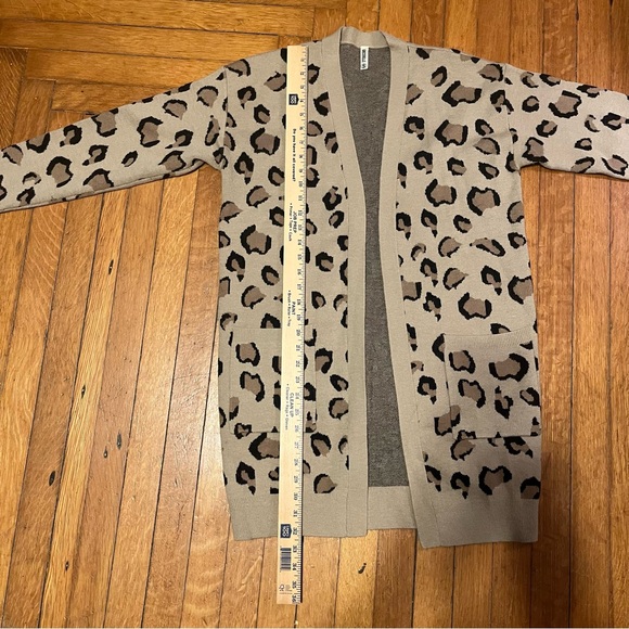 Grecerelle Leopard Print Cardigan Sweater Sz Small Tan Open Front Boho - Picture 10 of 14